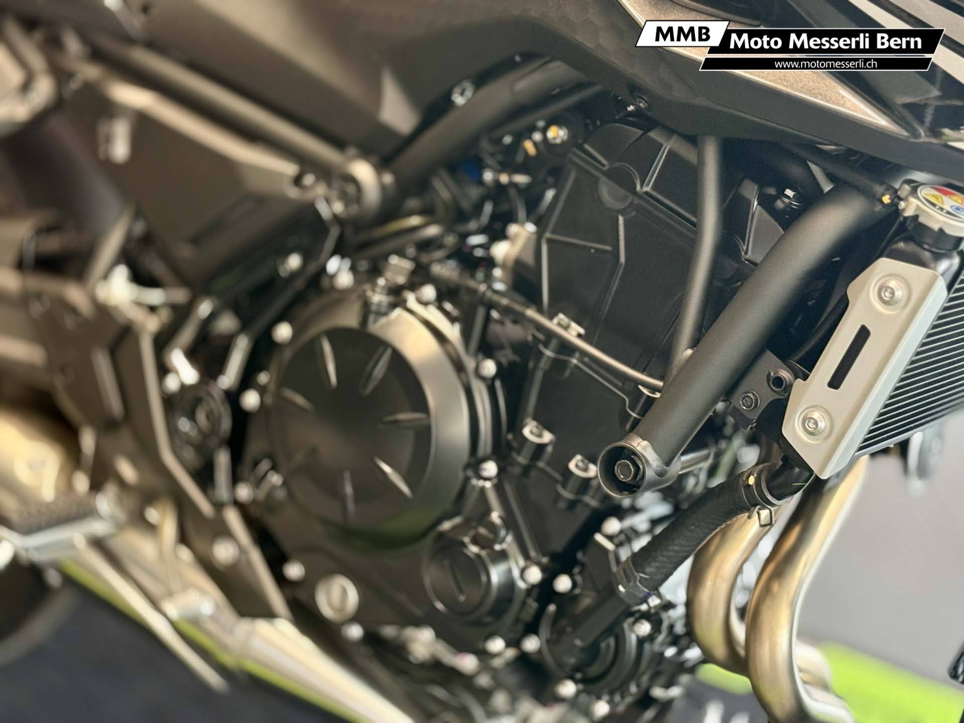KAWASAKI Z 650 S (35kW)-image-9