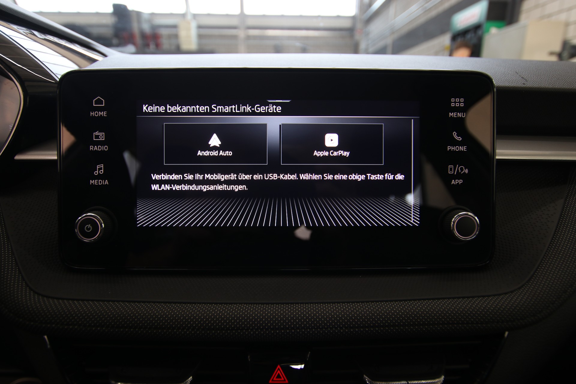 SKODA Fabia 1.0 TSI Dynamic DSG-image-19