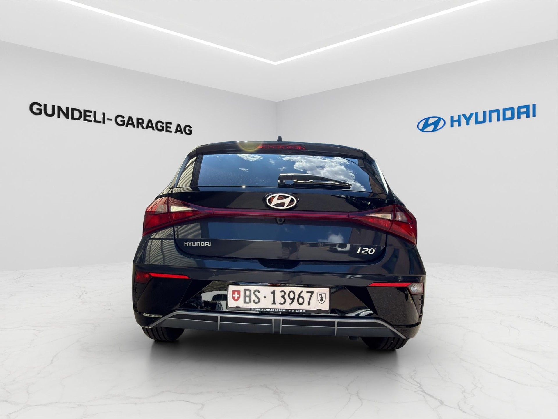 HYUNDAI i20 1.0 T-GDi Amplia DCT-showroom-element-2