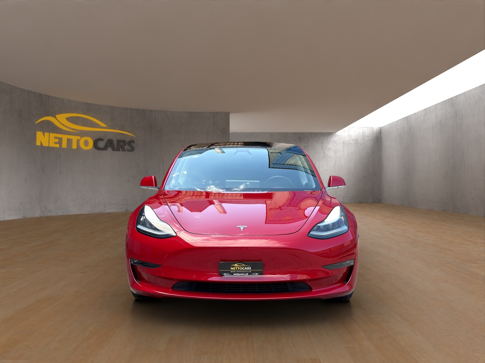 TESLA Model 3 Long Range Dual Motor AWD-showroom-element-3