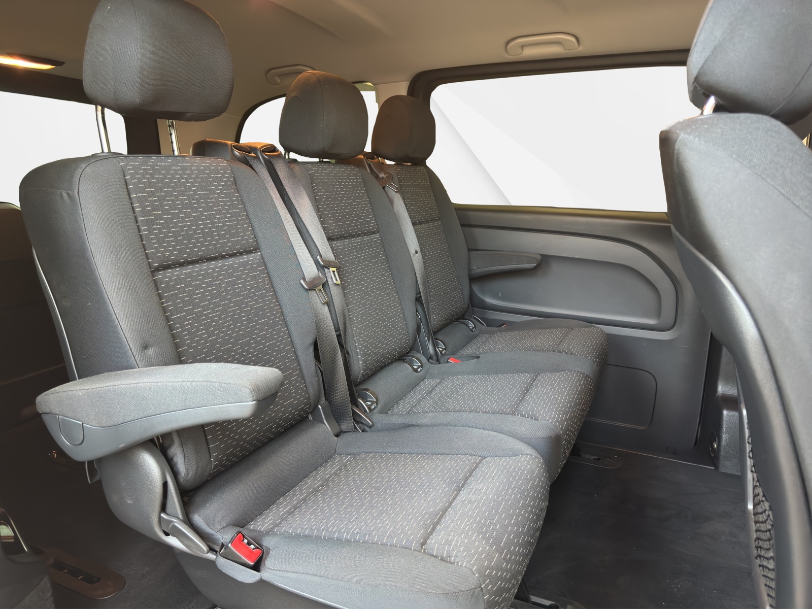 MERCEDES-BENZ Vito 116 CDI Pro Tourer 9G-Tronic-image-13