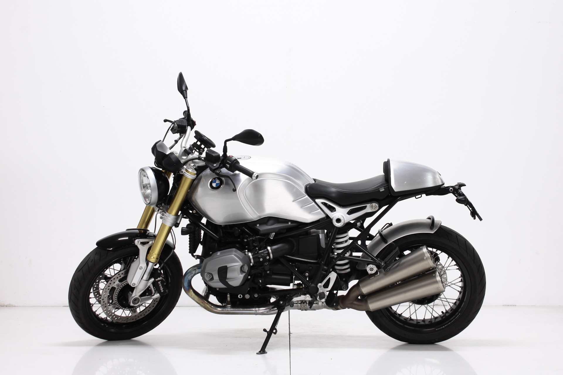 BMW R nineT-image-4