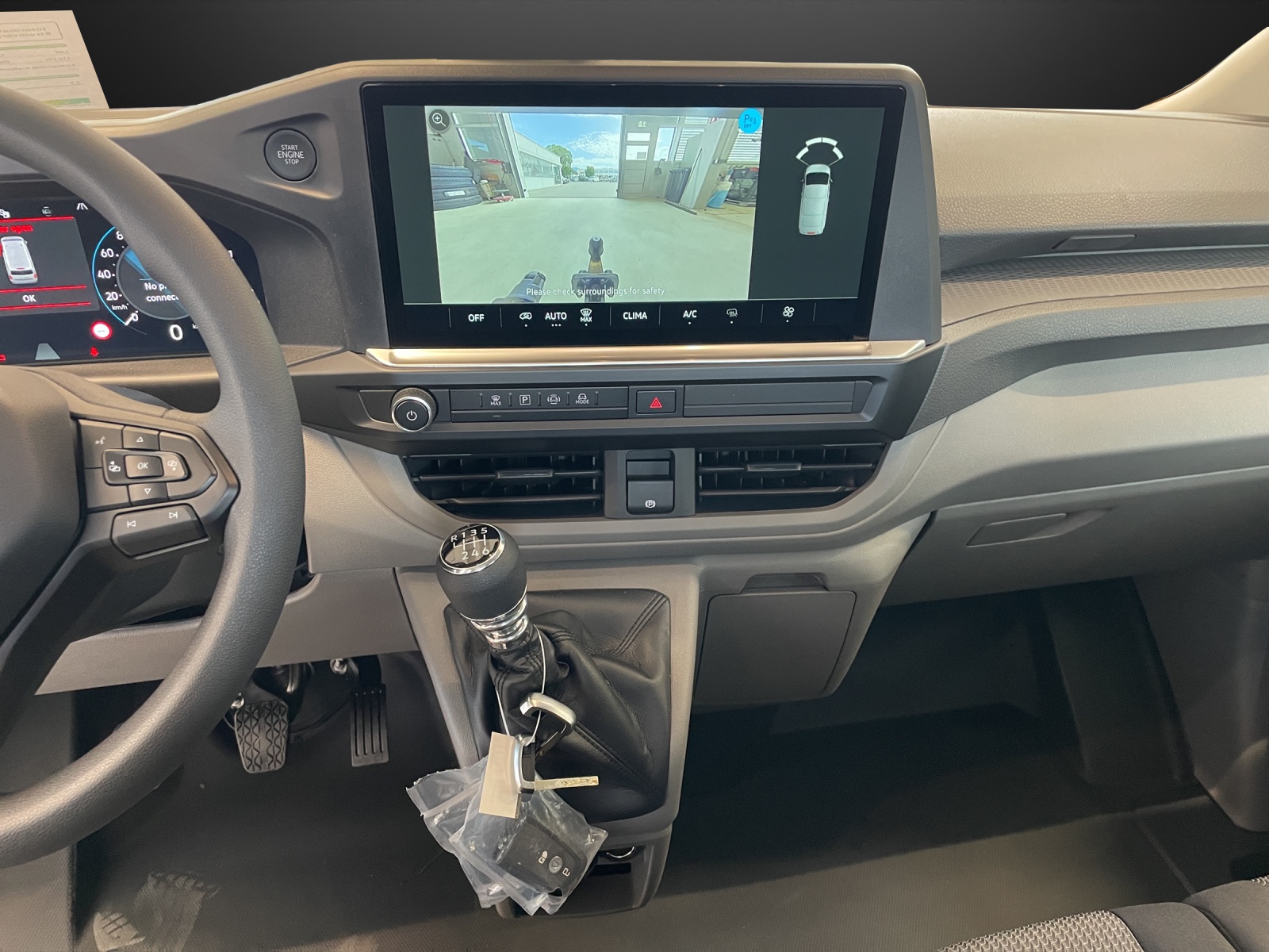 VW Transporter 2.0 TDI Doka-Pritsche-image-11