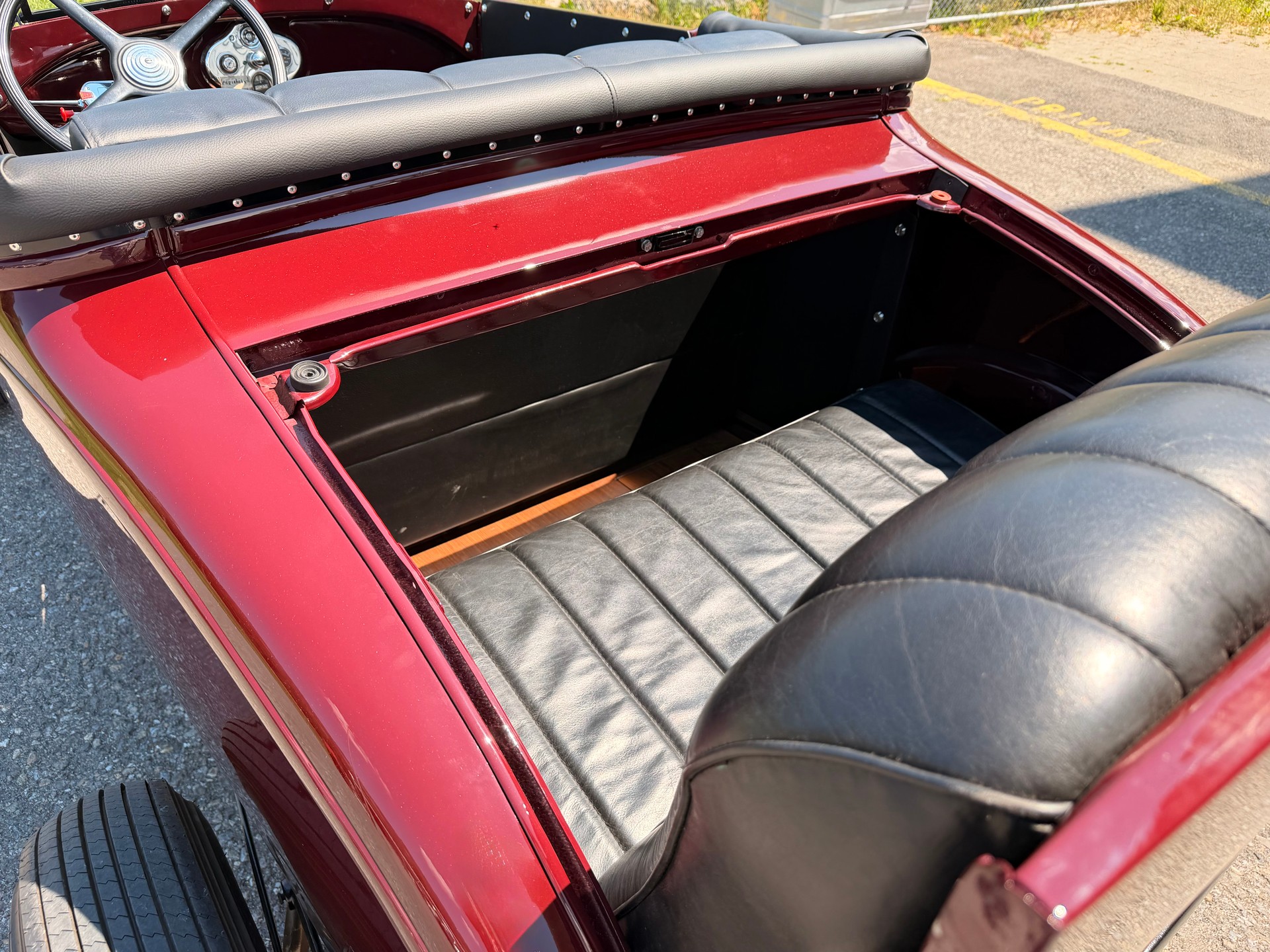 FORD Hot Rod - Roadster - V8-image-14