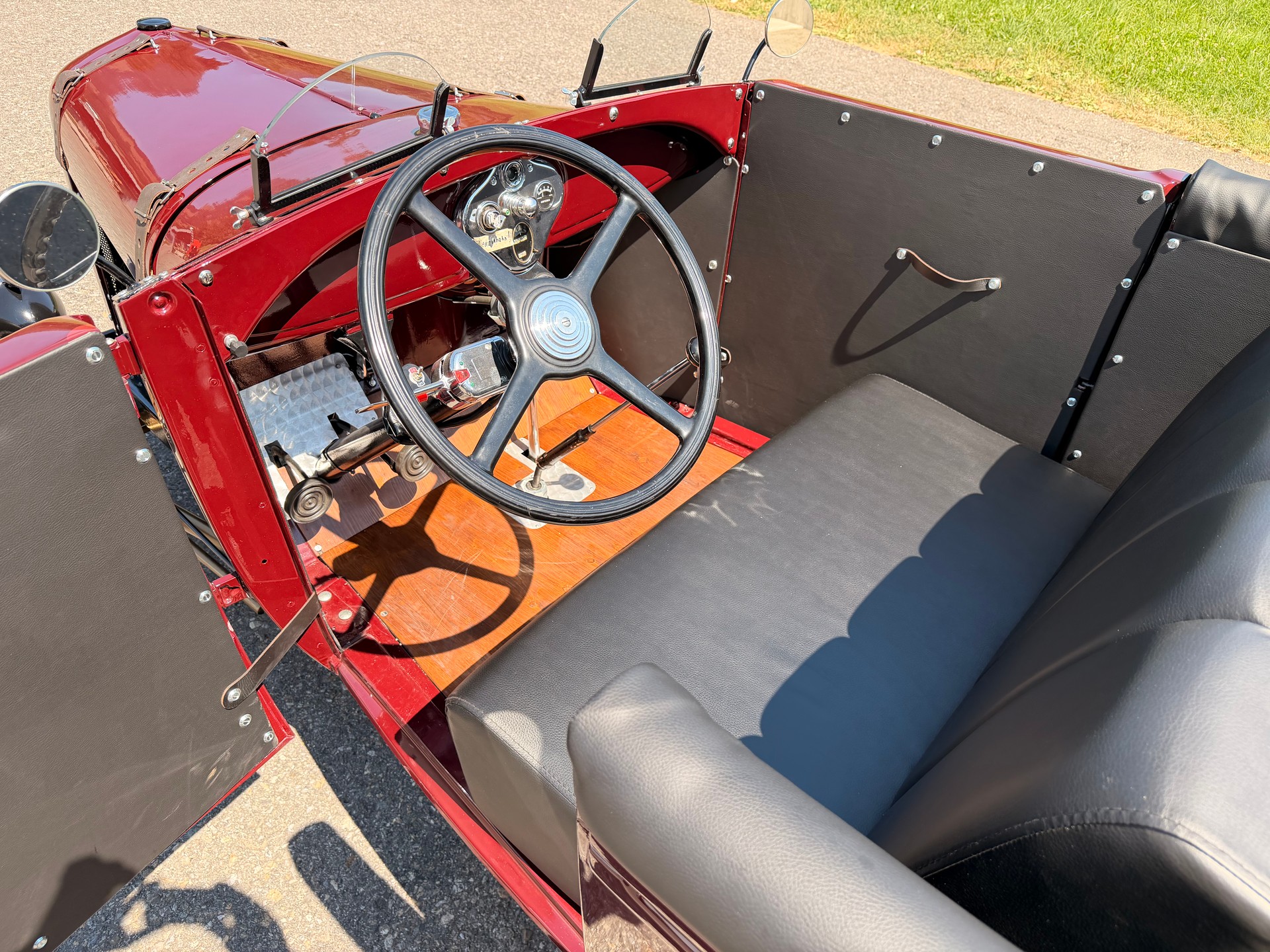 FORD Hot Rod - Roadster - V8-image-8