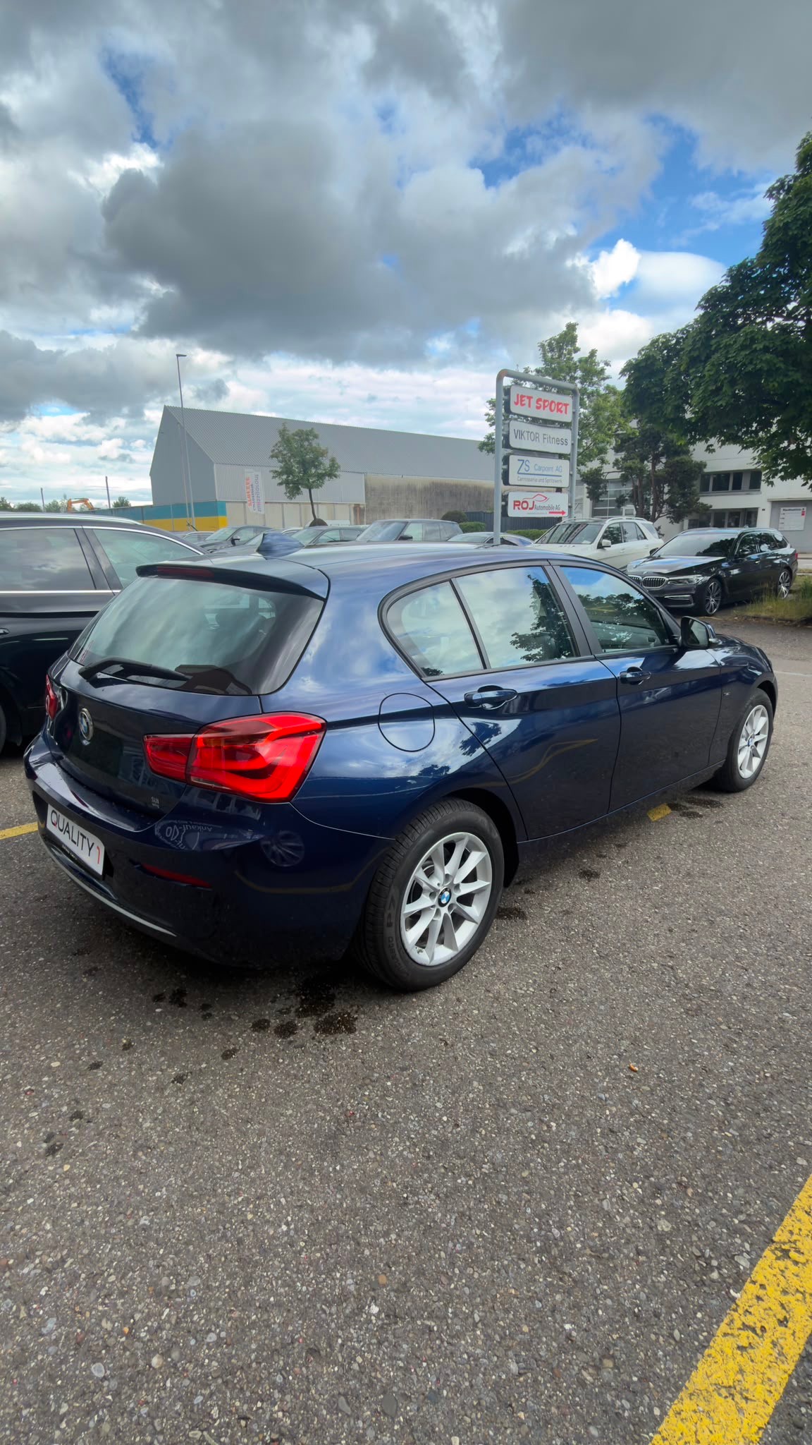 BMW 120d xDrive Urban Line Steptronic-image-3