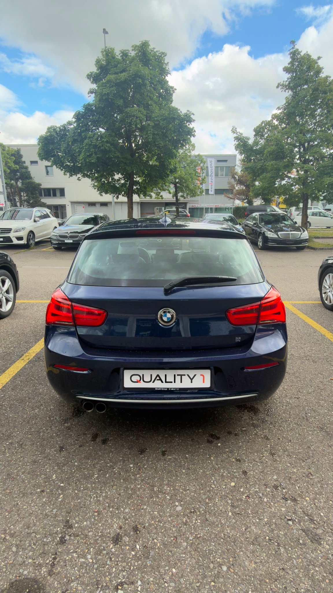 BMW 120d xDrive Urban Line Steptronic-image-2