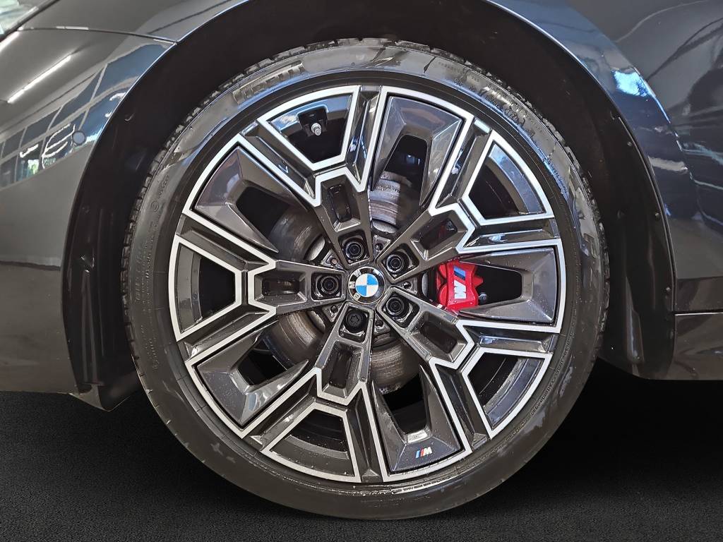 BMW 520d xDrive 48V Touring M Sport Pro Steptronic-image-9