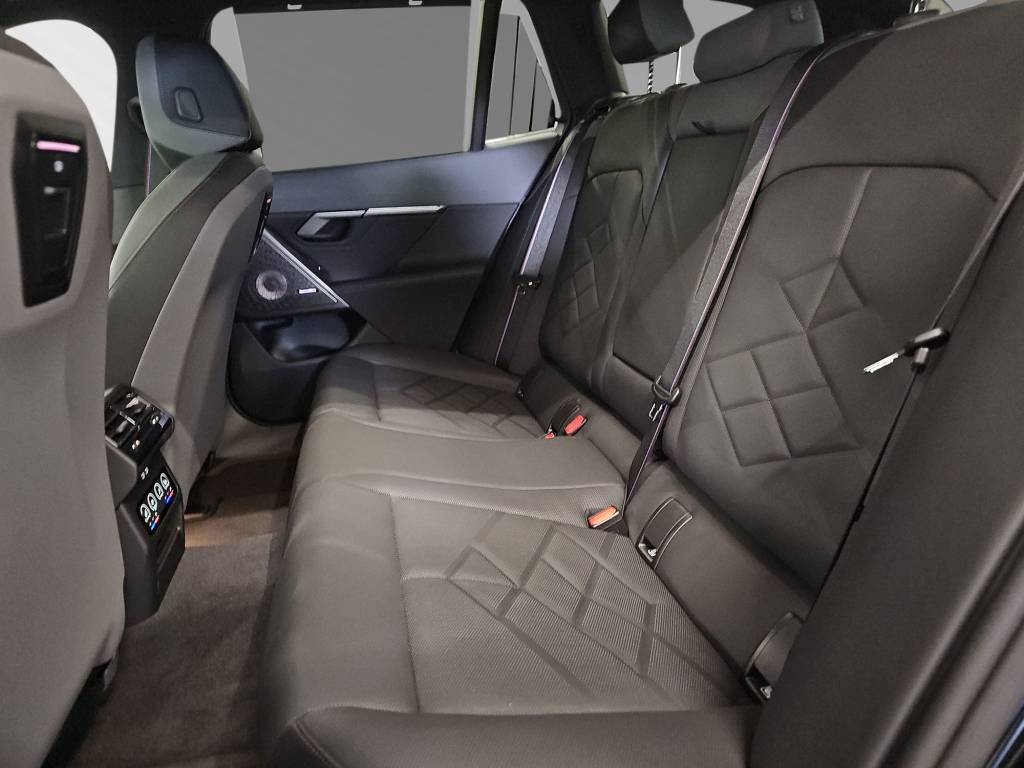 BMW 520d xDrive 48V Touring M Sport Pro Steptronic-image-7