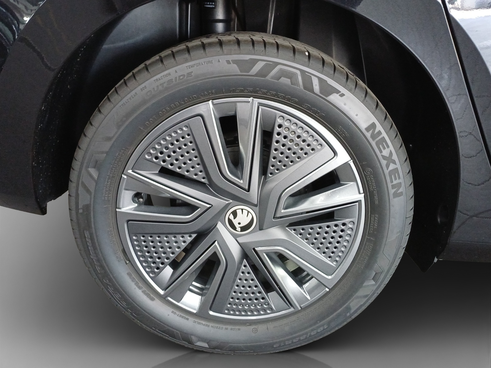 SKODA Fabia 1.0 TSI Dynamic DSG-image-11