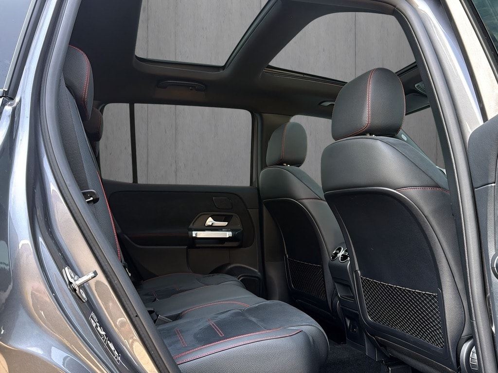 MERCEDES-BENZ GLB 250 4Matic AMG Line 8G-Tronic*CH Auslieferung, Panorama-Dach, MB Werksgarantie-Gratisservice*-image-9