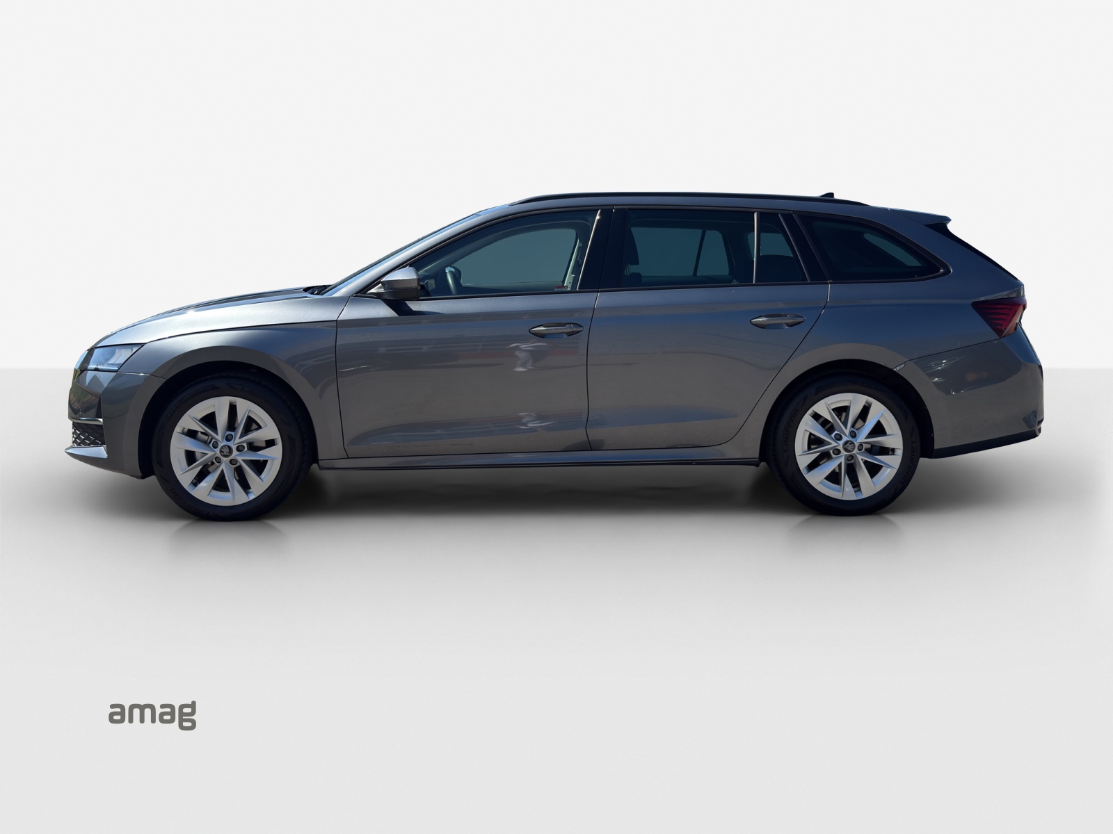 SKODA Octavia Combi 1.5 TSI mHEV DSG Dynamic-showroom-element-1