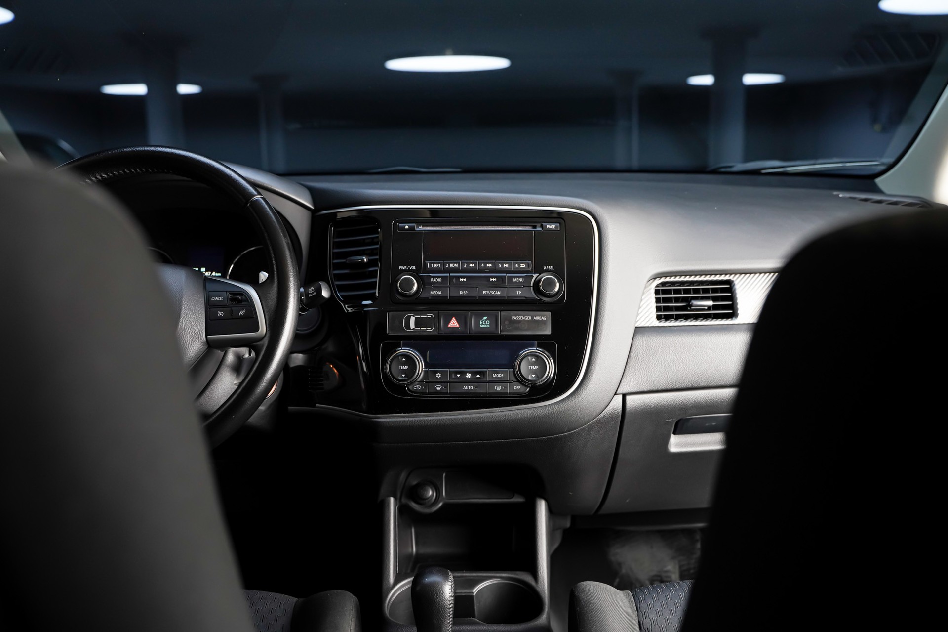 MITSUBISHI Outlander 2.0 Intense CVT-image-16