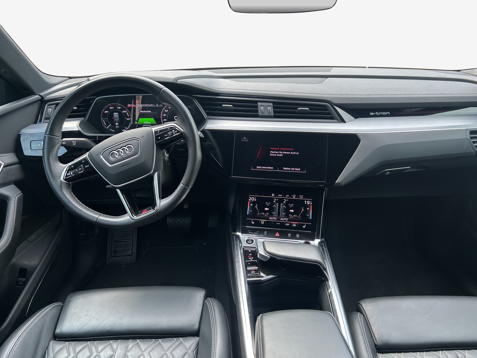 AUDI e-tron 55 S Line Black Edition quattro-image-8