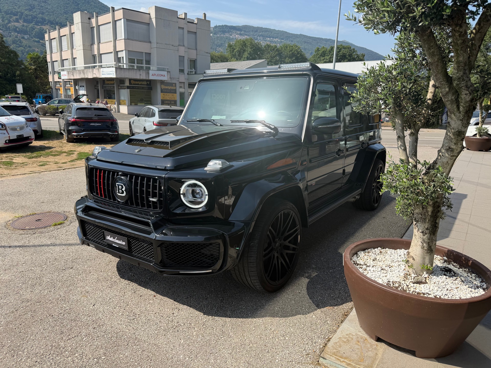 MERCEDES-BENZ BRABUS G 63 AMG 4x4 Speedshift Plus G-Tronic-image-5