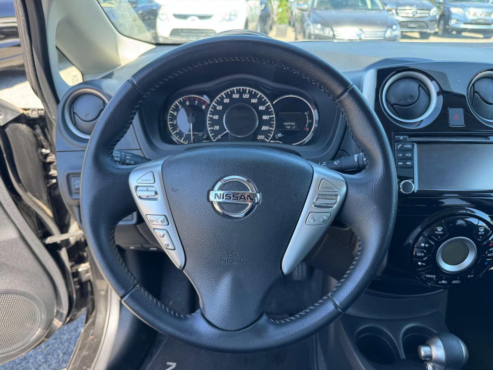 NISSAN Note 1.2 DIG-S acenta CVT-image-6