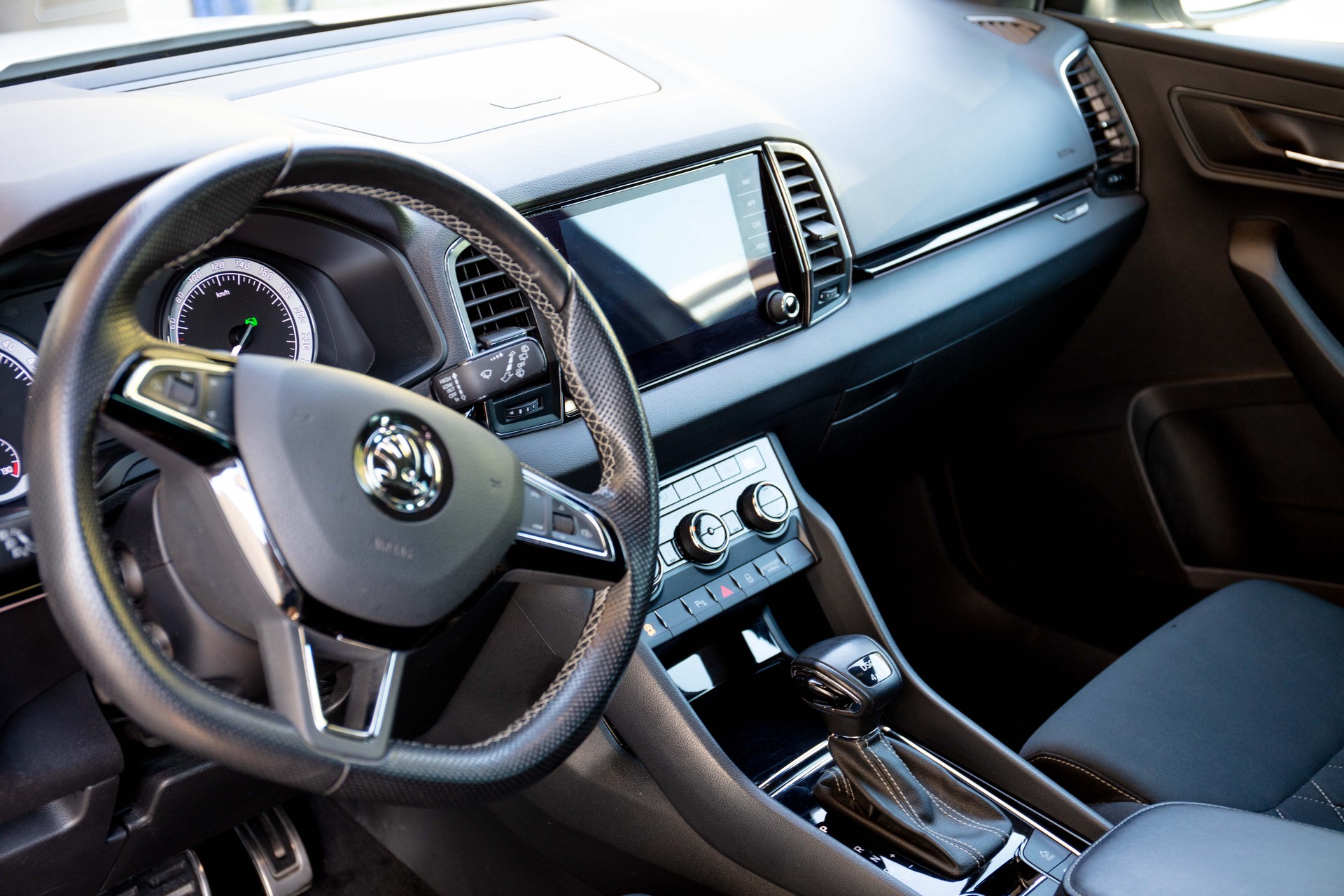 SKODA 2.0 TDI 190 SportLine 4x4 DSG-image-4