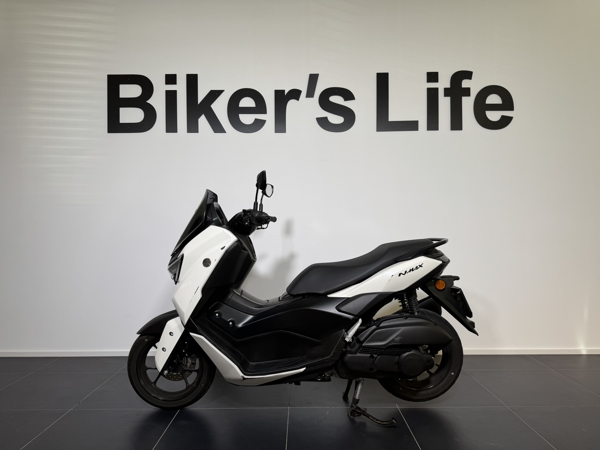 YAMAHA NMax 125-showroom-element-1