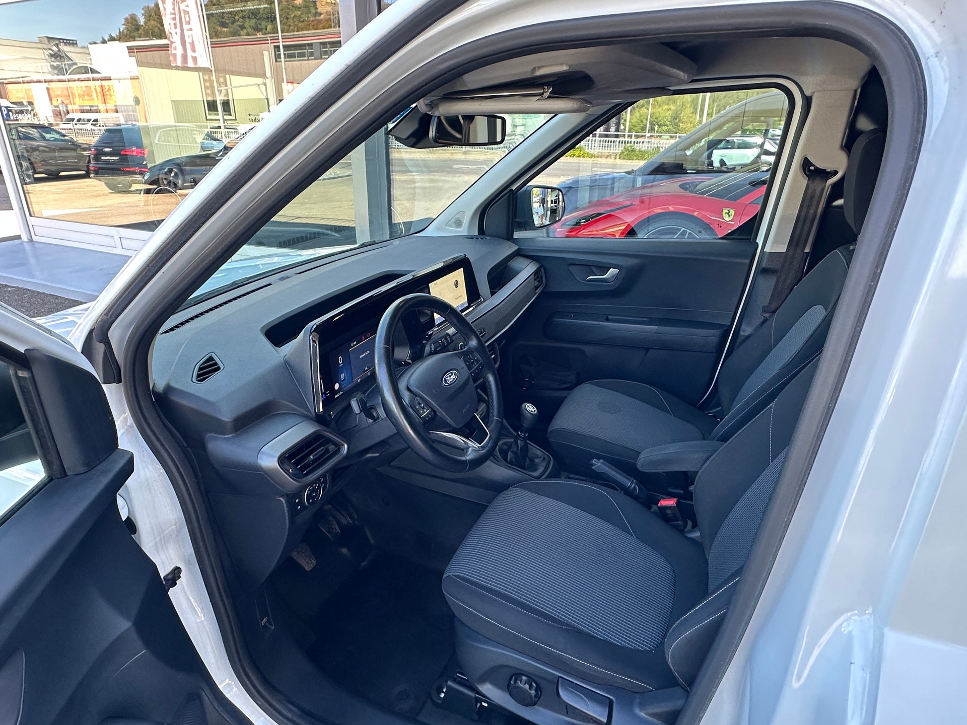 FORD Transit Courier Van 1.5 EcoBlue Trend-image-14