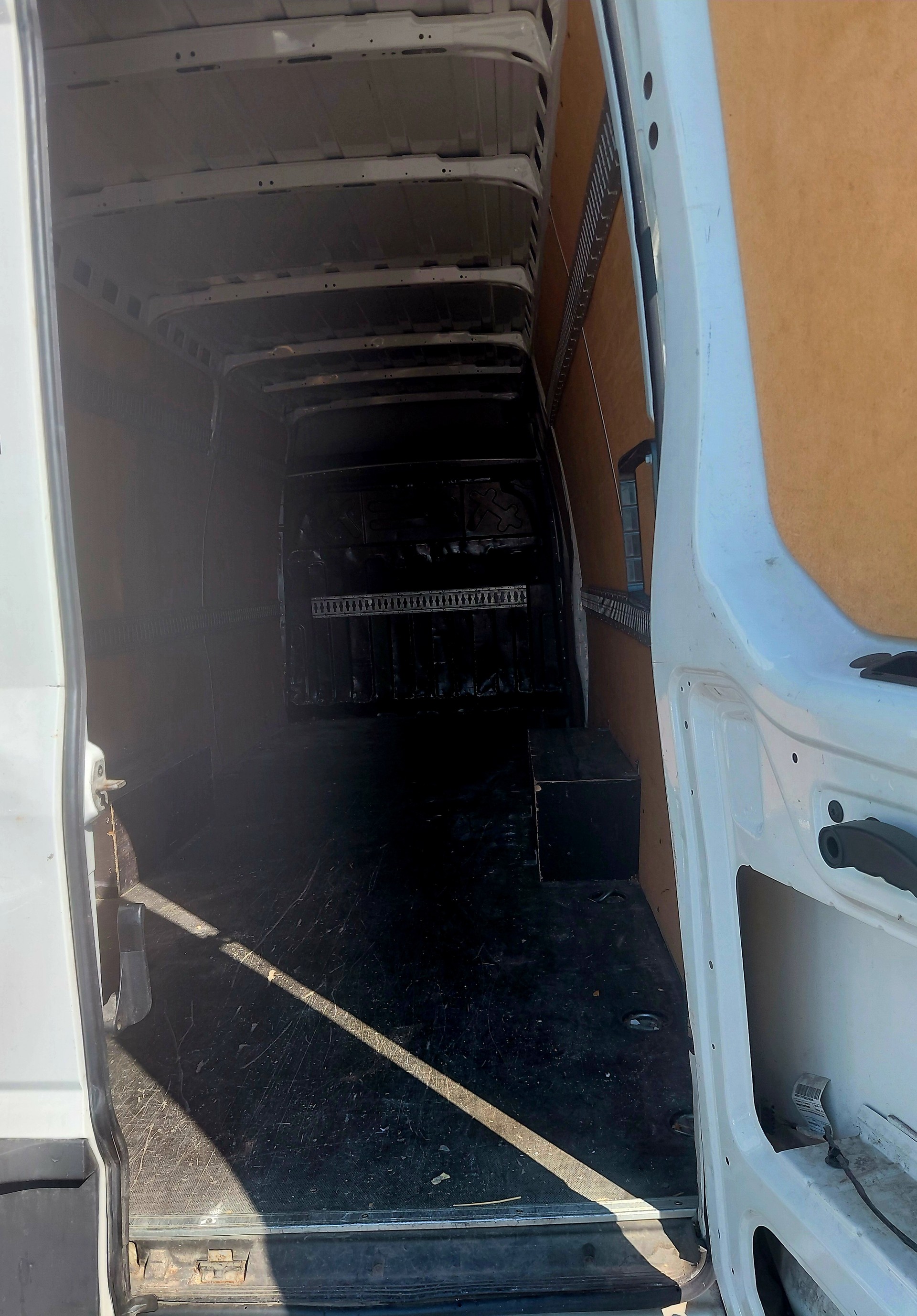 IVECO 35 S 16 A8 SVL-image-9