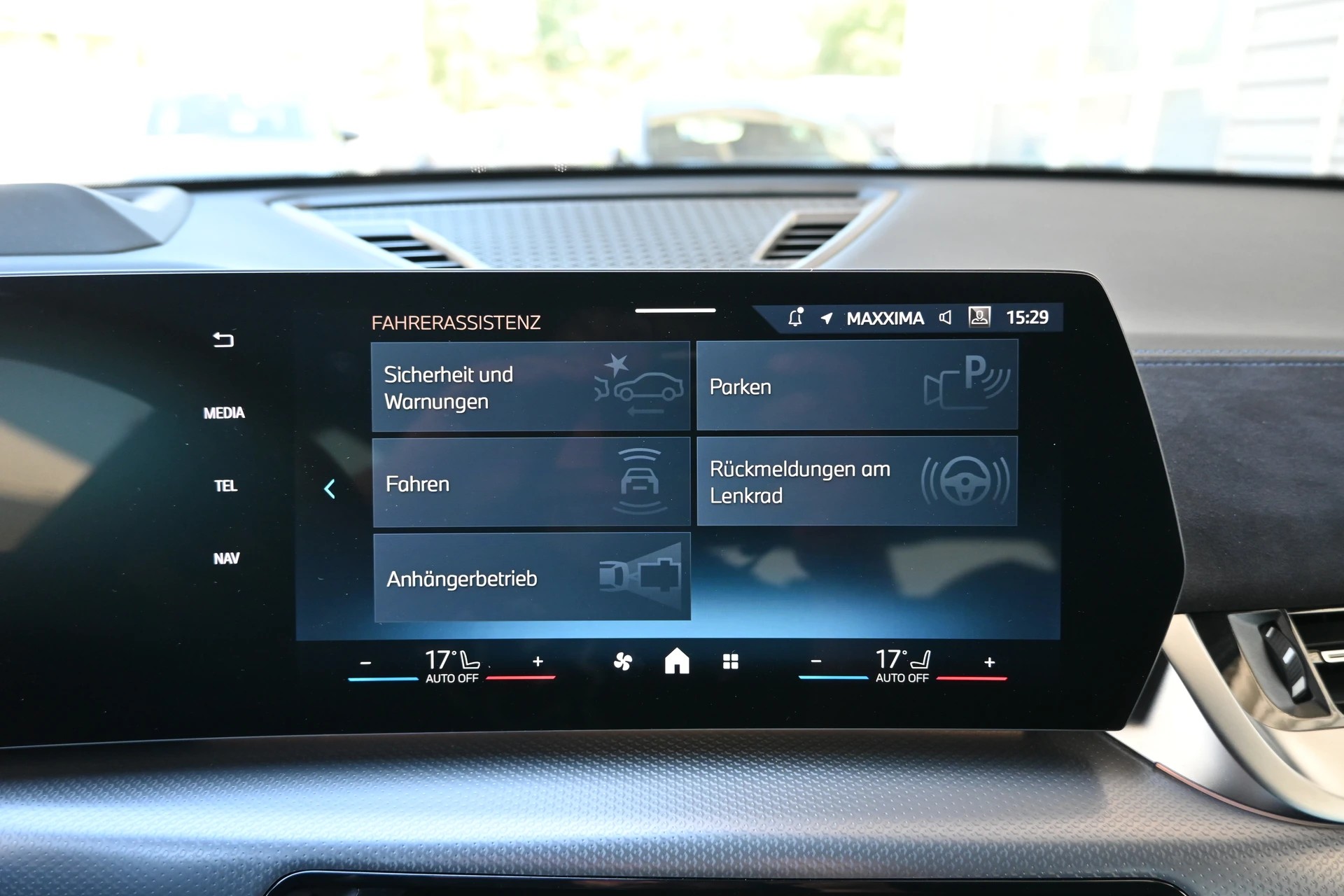 BMW X2 xDrive 20d 48V M Sport + AHK 2000kg-image-28
