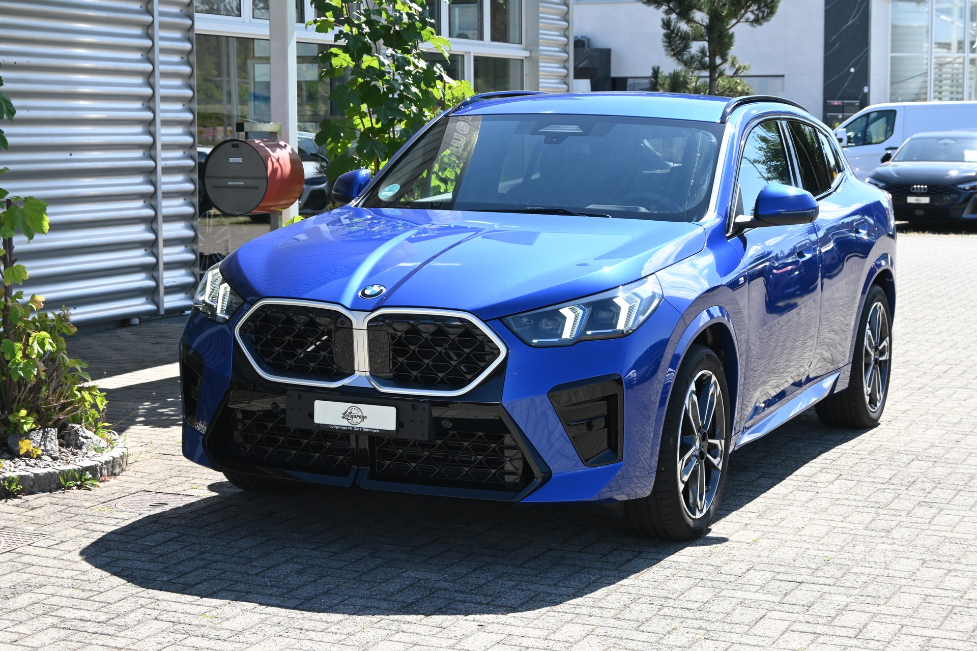 BMW X2 xDrive 20d 48V M Sport + AHK 2000kg-image-1