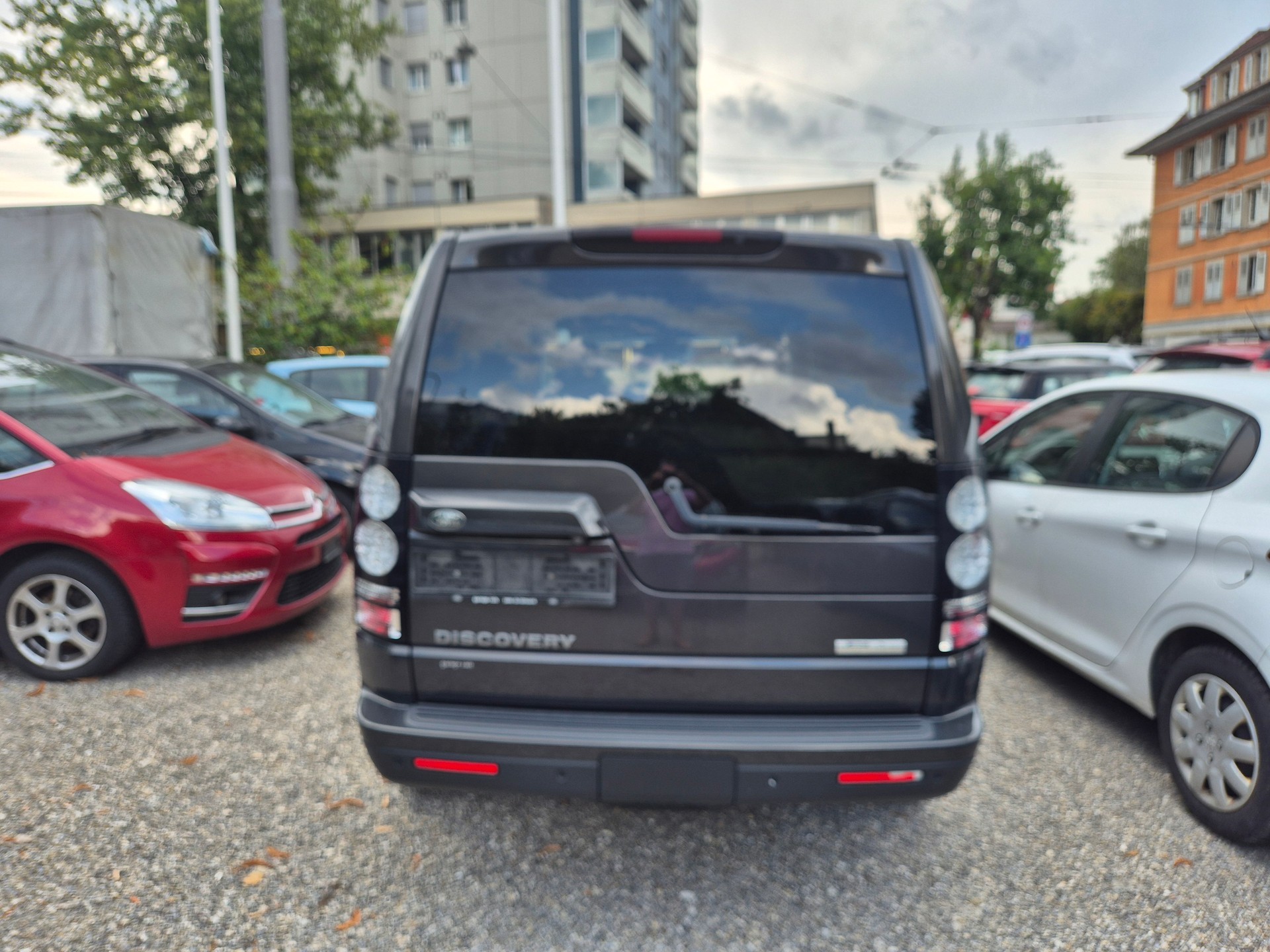 LAND ROVER Discovery 3.0 SDV6 HSE Luxury Automatic-image-3