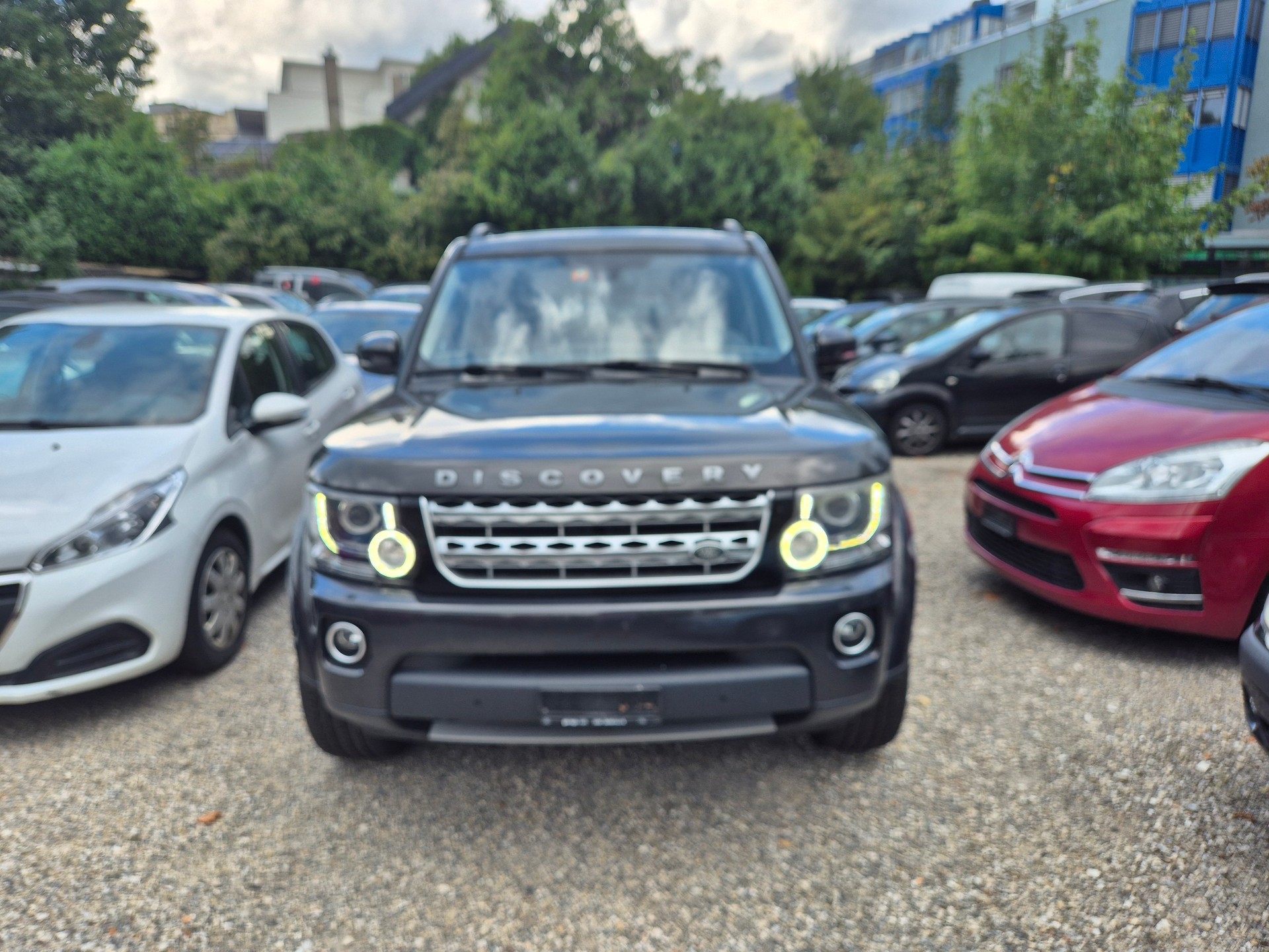 LAND ROVER Discovery 3.0 SDV6 HSE Luxury Automatic-image-0