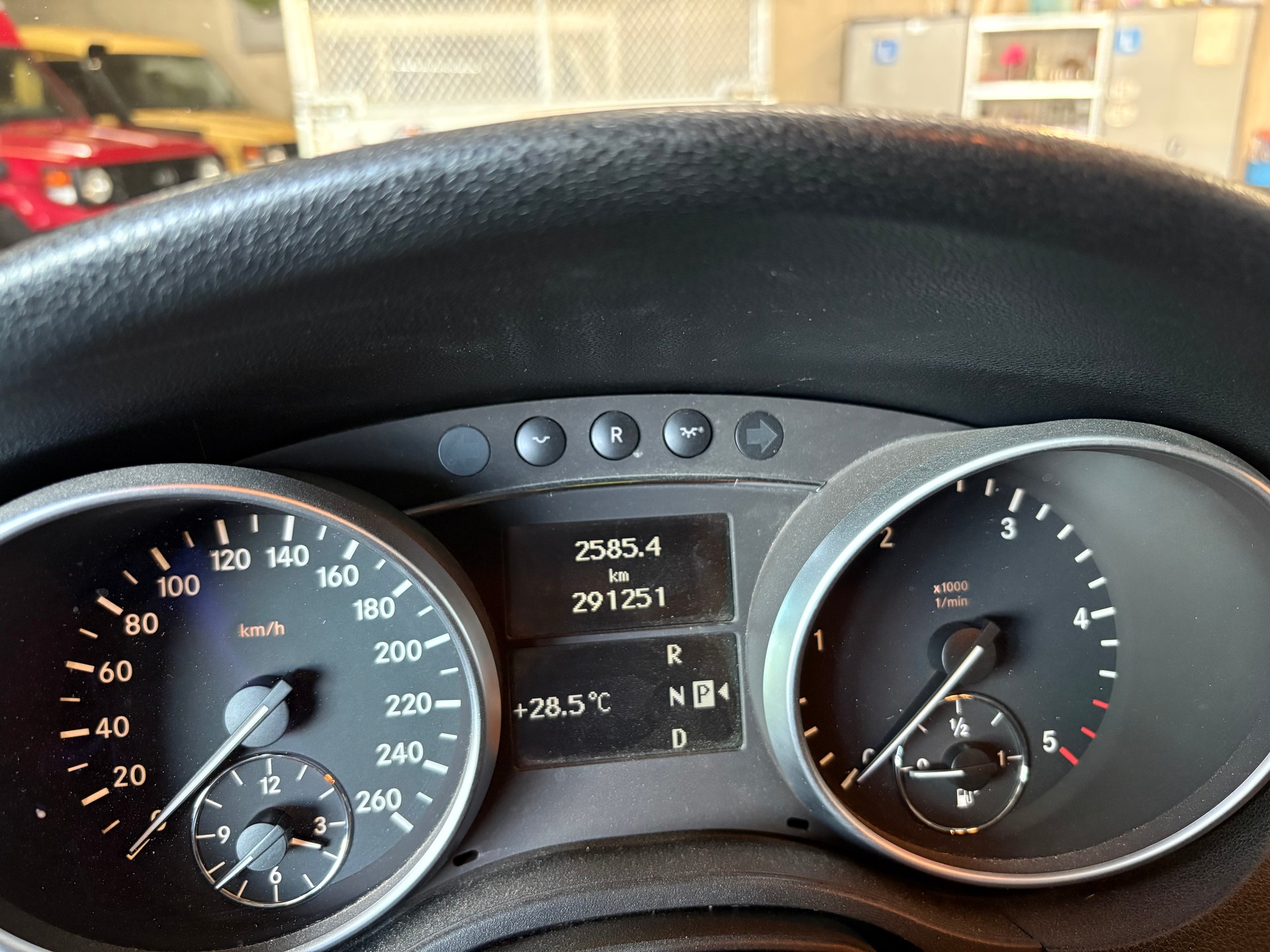 MERCEDES-BENZ ML 420 CDI 4Matic 7G-Tronic-image-13