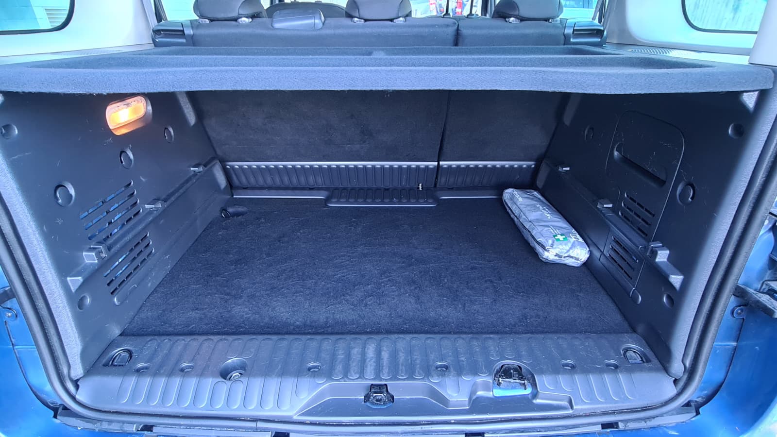 RENAULT Kangoo 1.5 dCi Intens ** 5-Plätzer ** Gr-Navi ** Sitzheizung ** Tempomat ** Klimaautomat ** PDC Hinten ** Frisch Ab MFK **-image-11