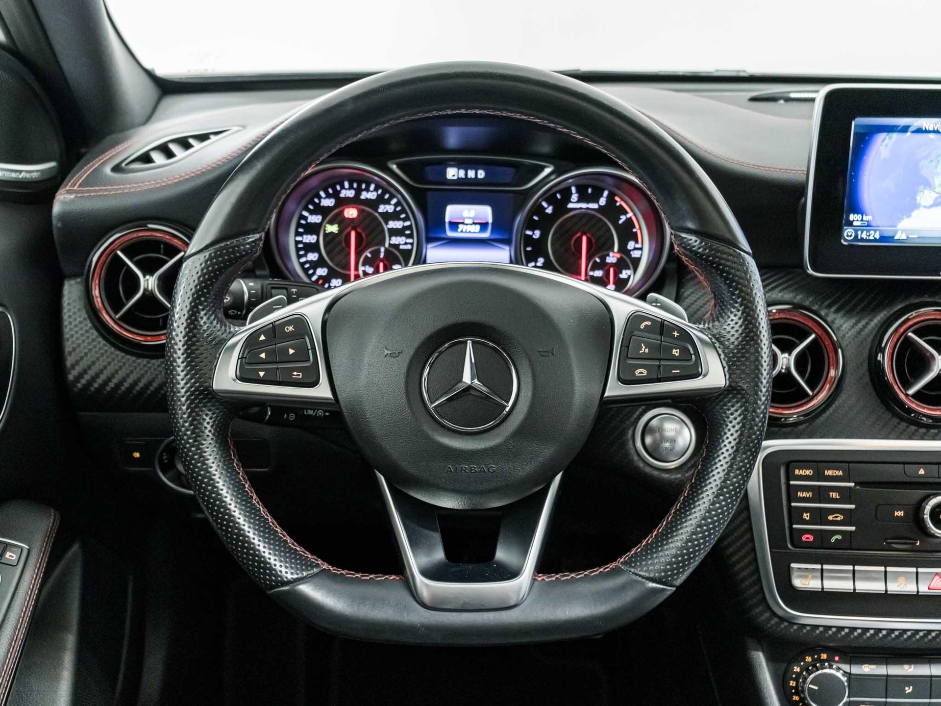 MERCEDES-BENZ A 45 AMG 4MATIC-image-10
