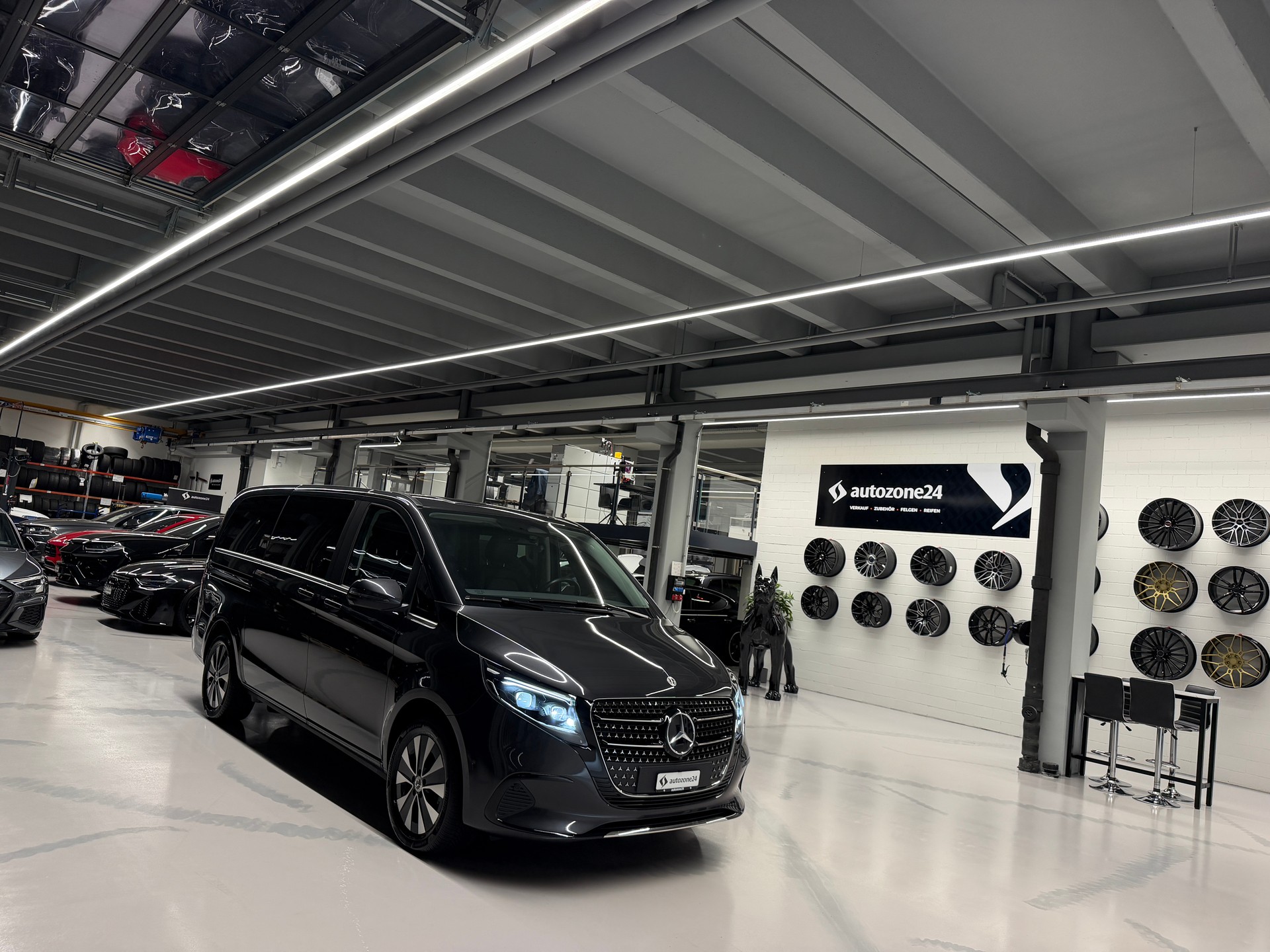 MERCEDES-BENZ V 250 d Avantgarde 4Matic lang Van *CH-Auto*Graits Service*Werksgarantie MSI bis 17.12.2027*-image-11