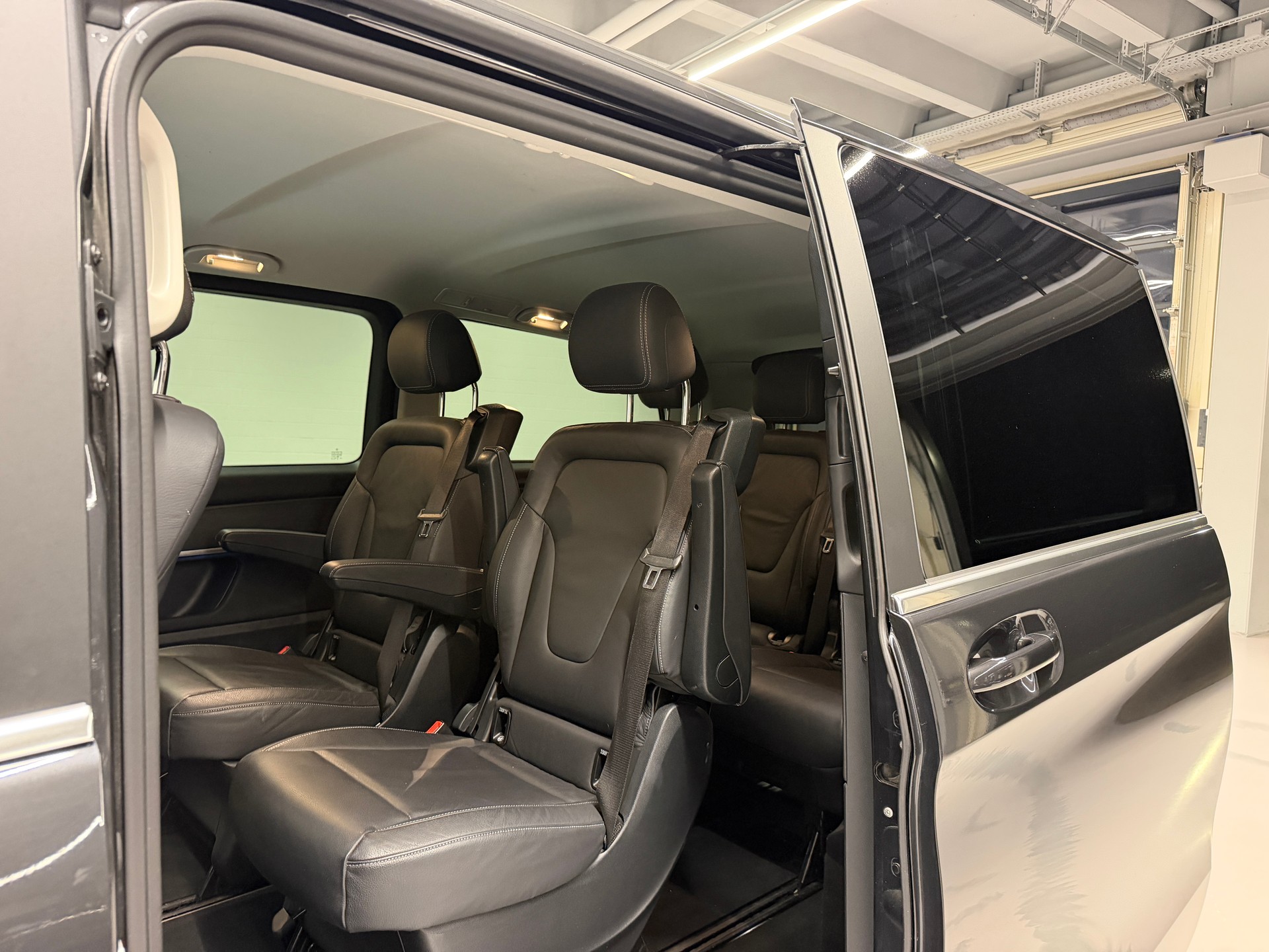 MERCEDES-BENZ V 250 d Avantgarde 4Matic lang Van *CH-Auto*Graits Service*Werksgarantie MSI bis 17.12.2027*-image-20