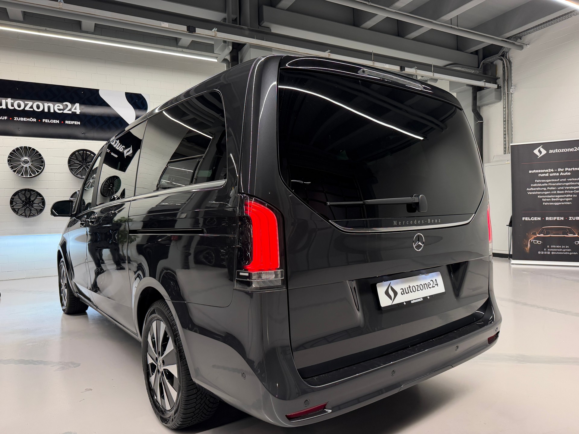 MERCEDES-BENZ V 250 d Avantgarde 4Matic lang Van *CH-Auto*Graits Service*Werksgarantie MSI bis 17.12.2027*-image-2