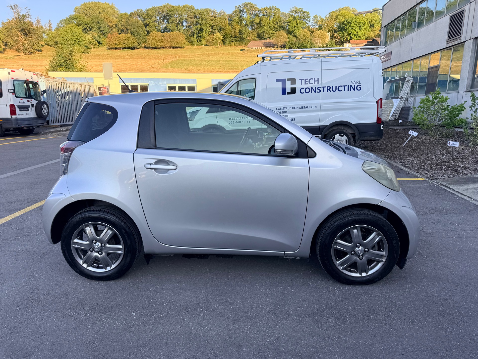 TOYOTA iQ2 1.0 VVT-i-image-0