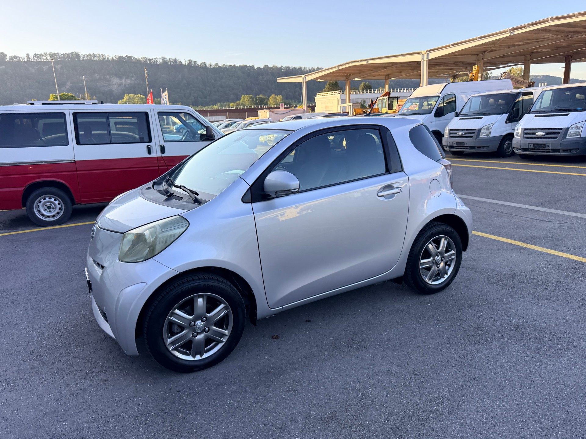 TOYOTA iQ2 1.0 VVT-i-image-3