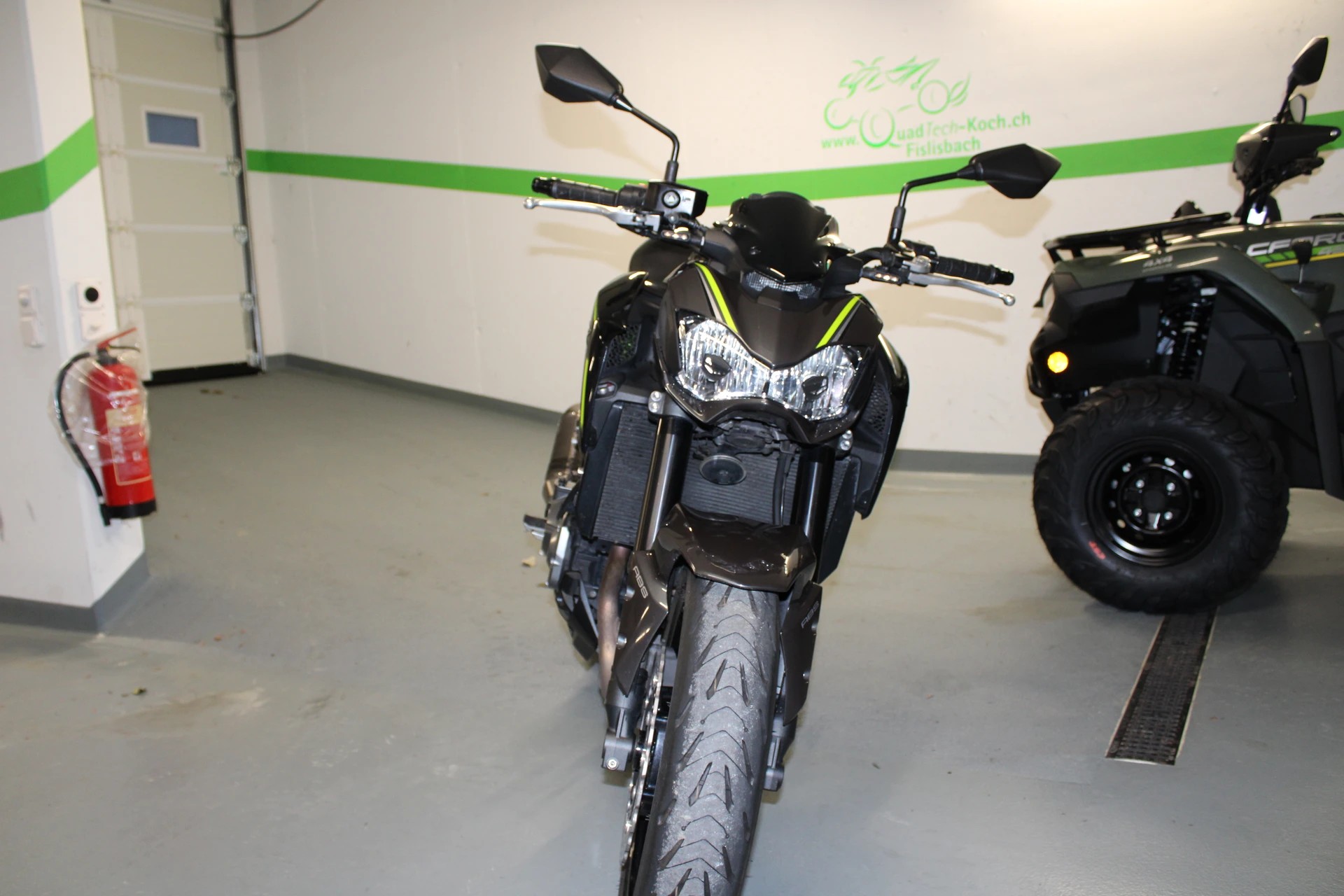 KAWASAKI Z 900-image-6