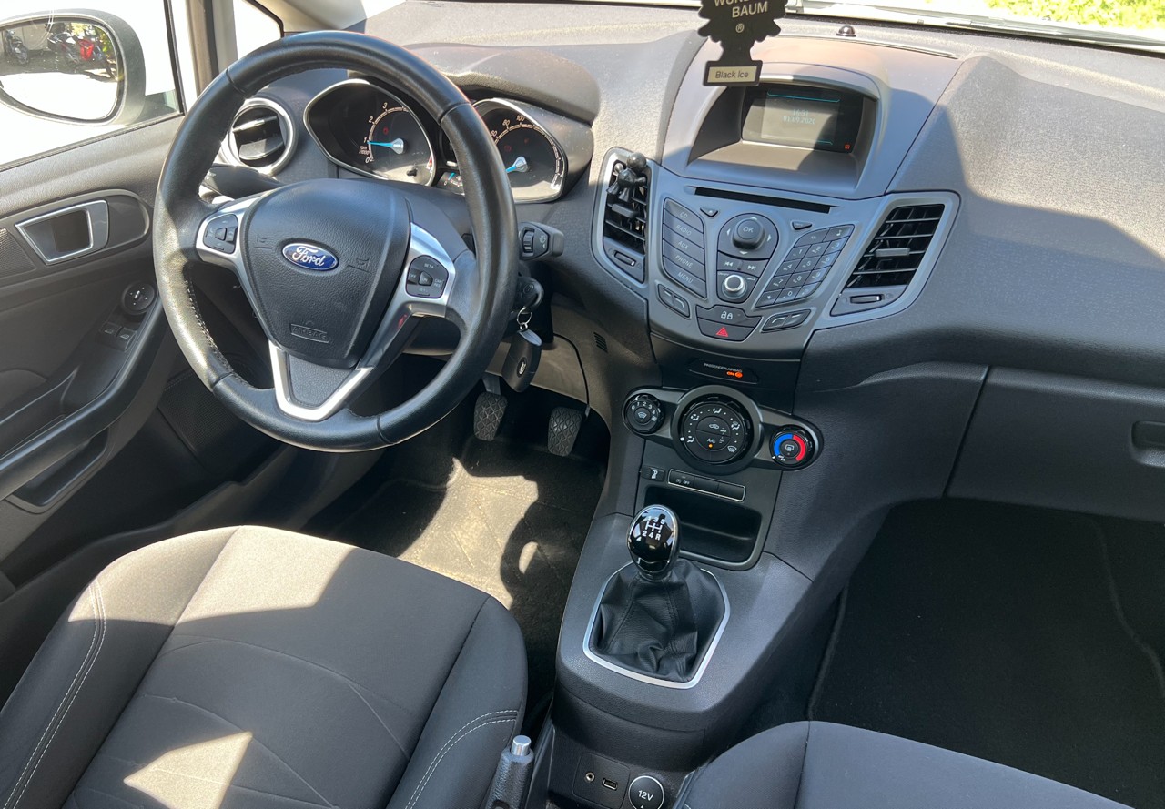 FORD Fiesta 1.0 SCTi Trend-image-10