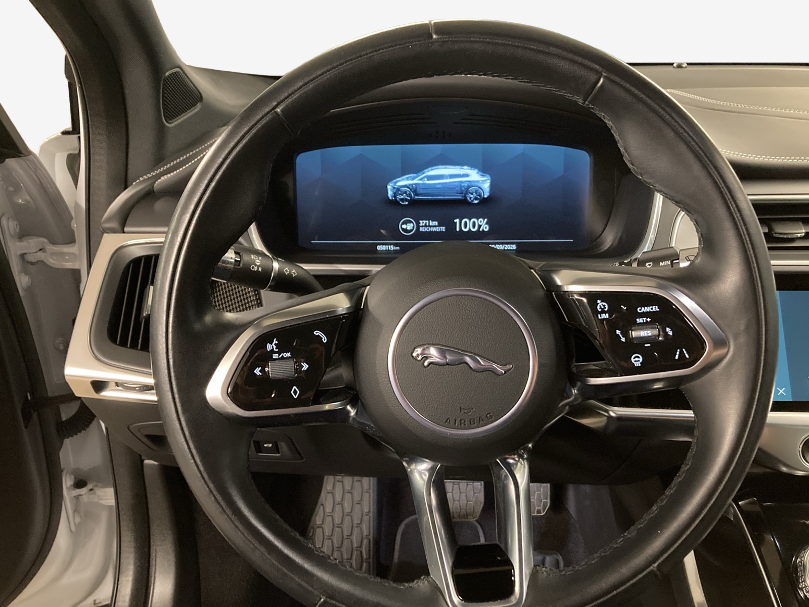 JAGUAR I-Pace EV400 S AWD-image-10