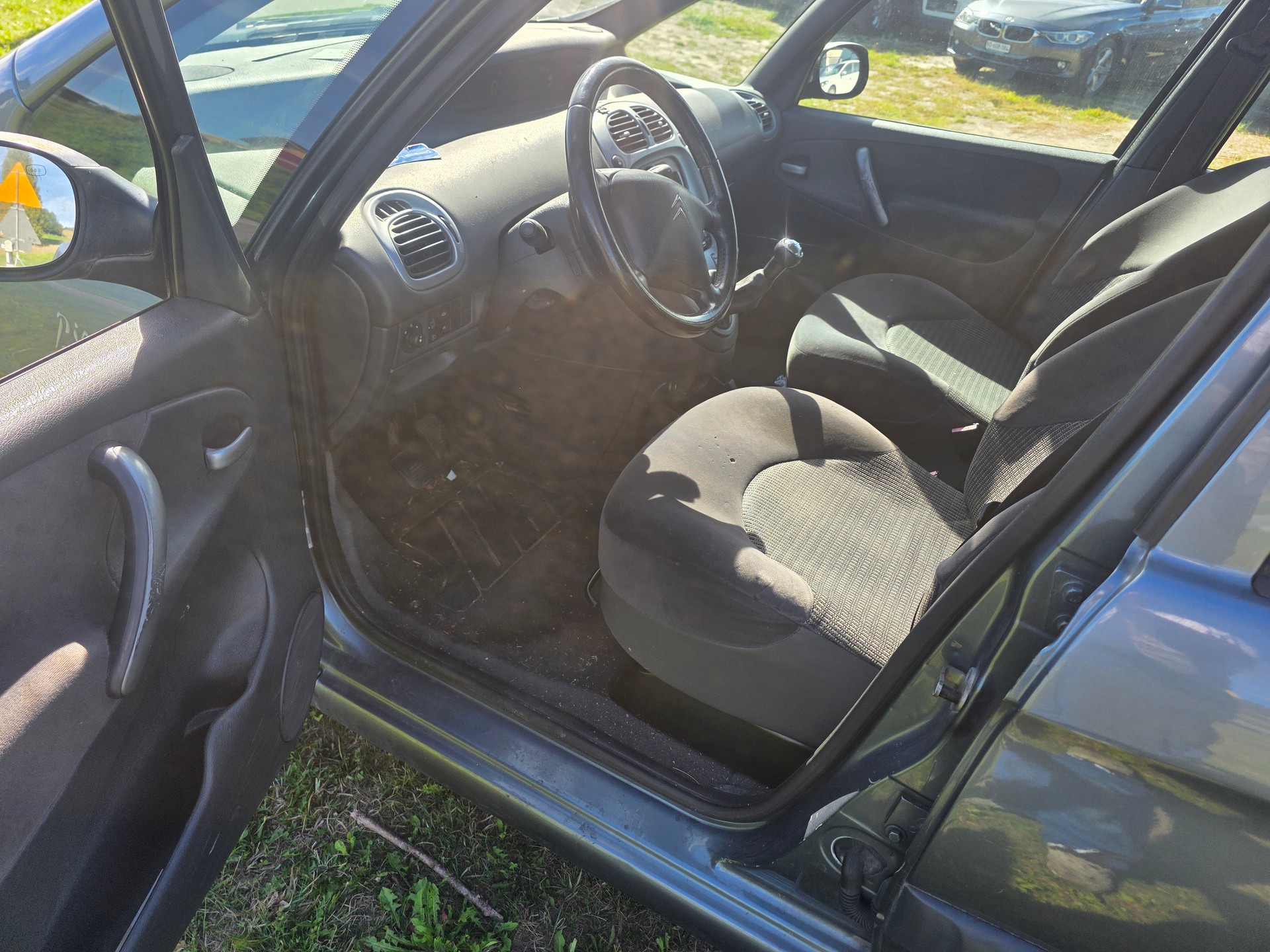 CITROEN Xsara Picasso 1.6i 16V Exclusive-image-9
