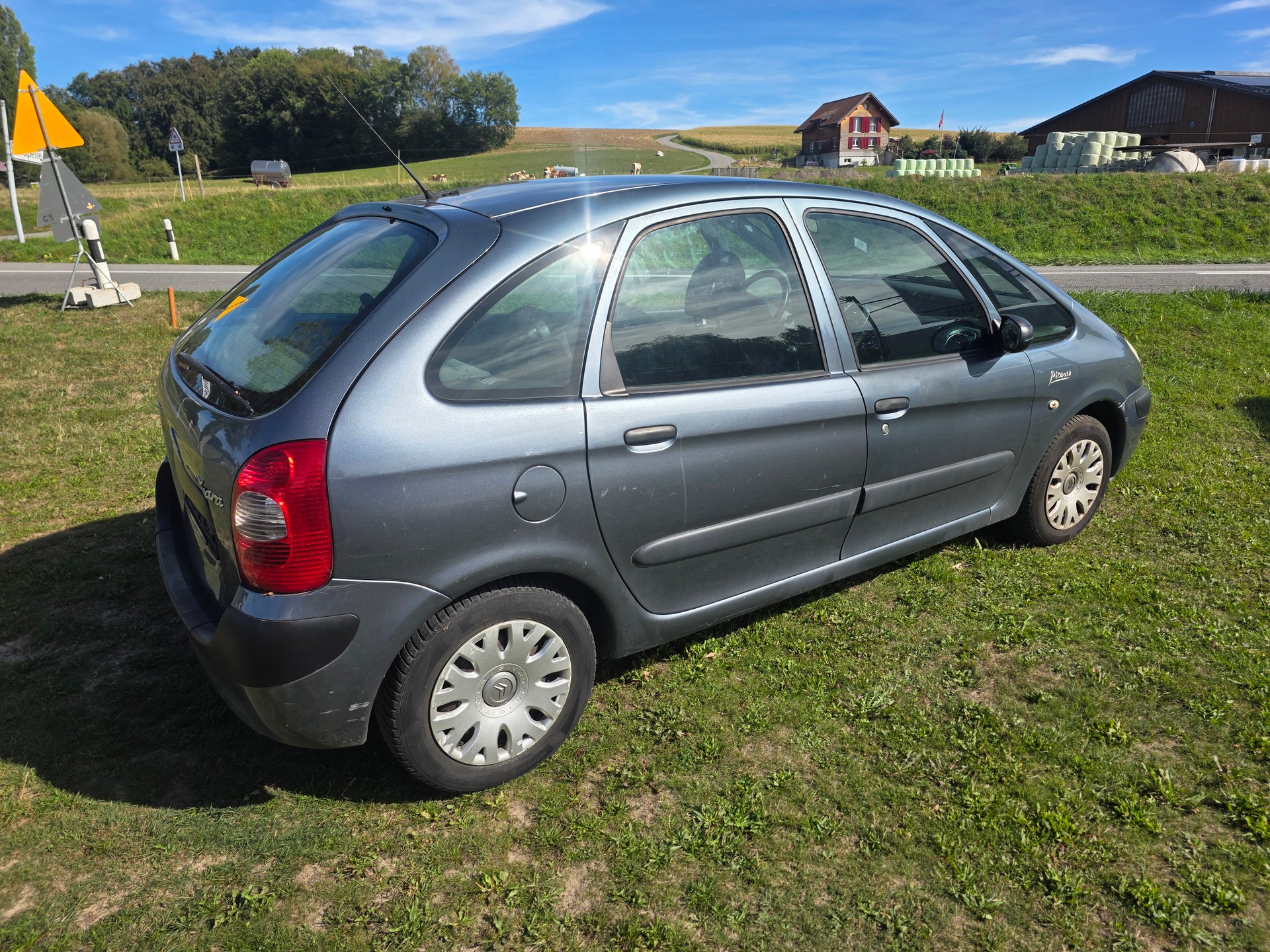 CITROEN Xsara Picasso 1.6i 16V Exclusive-image-3