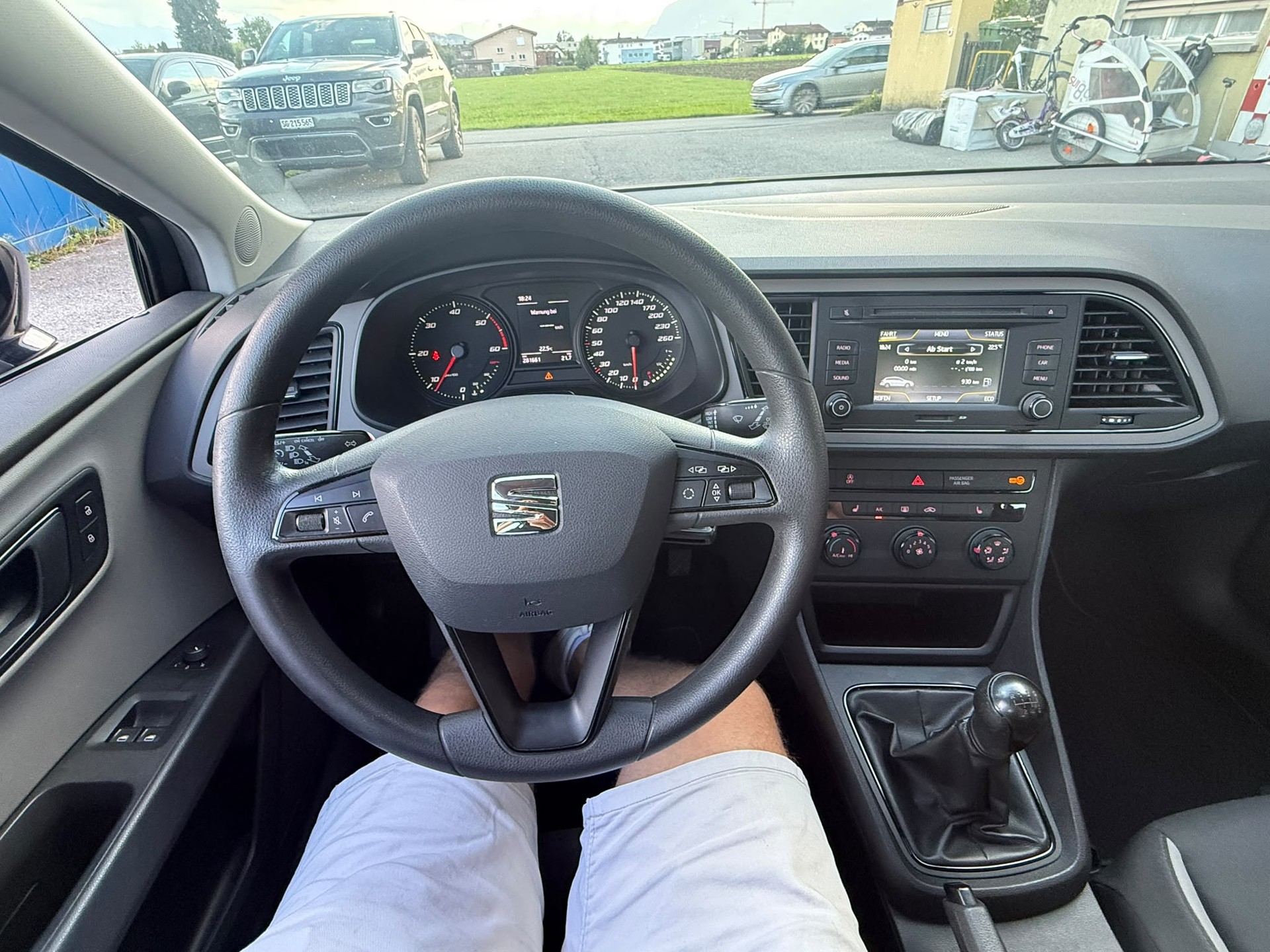 SEAT 1.6 TDI 110 EcoM Style-image-3