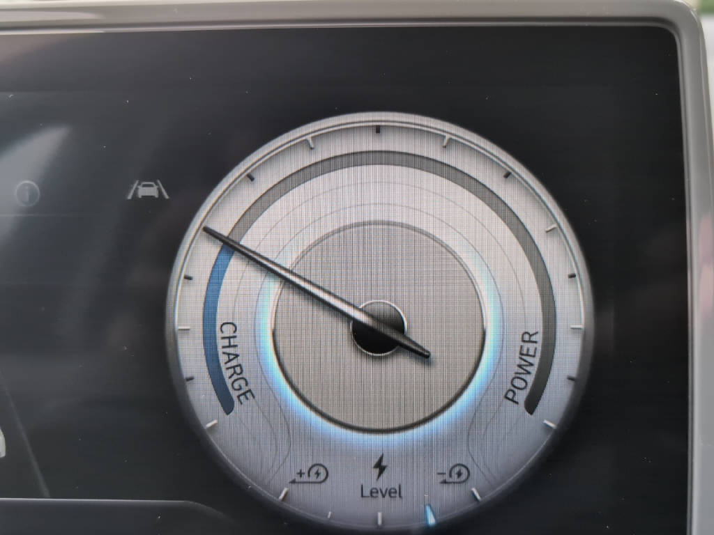 HYUNDAI INSTER Electric Vertex Cross 49 KWH-image-15