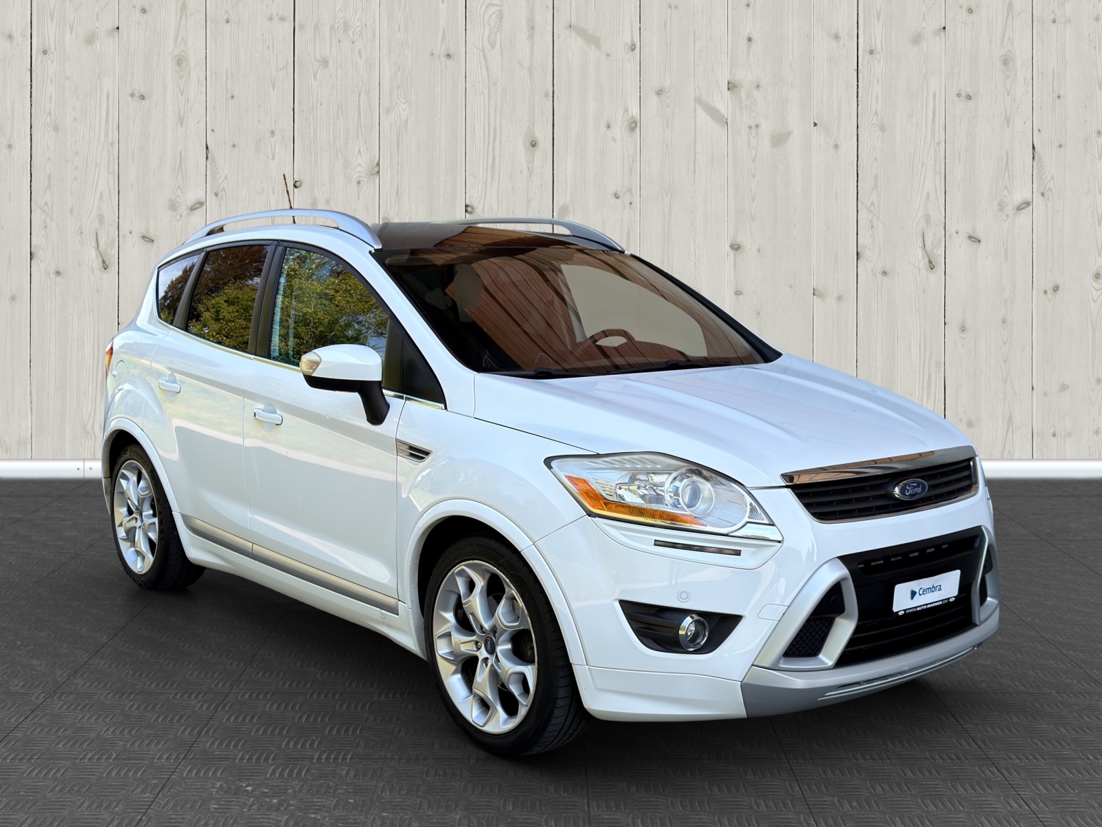 FORD Kuga 2.5 Turbo Titanium 4WD Automatic — slika 1