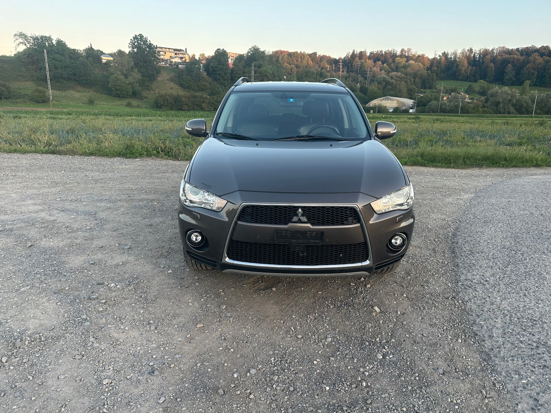 MITSUBISHI Outlander 2.2 DID Invite 4WD-image-2