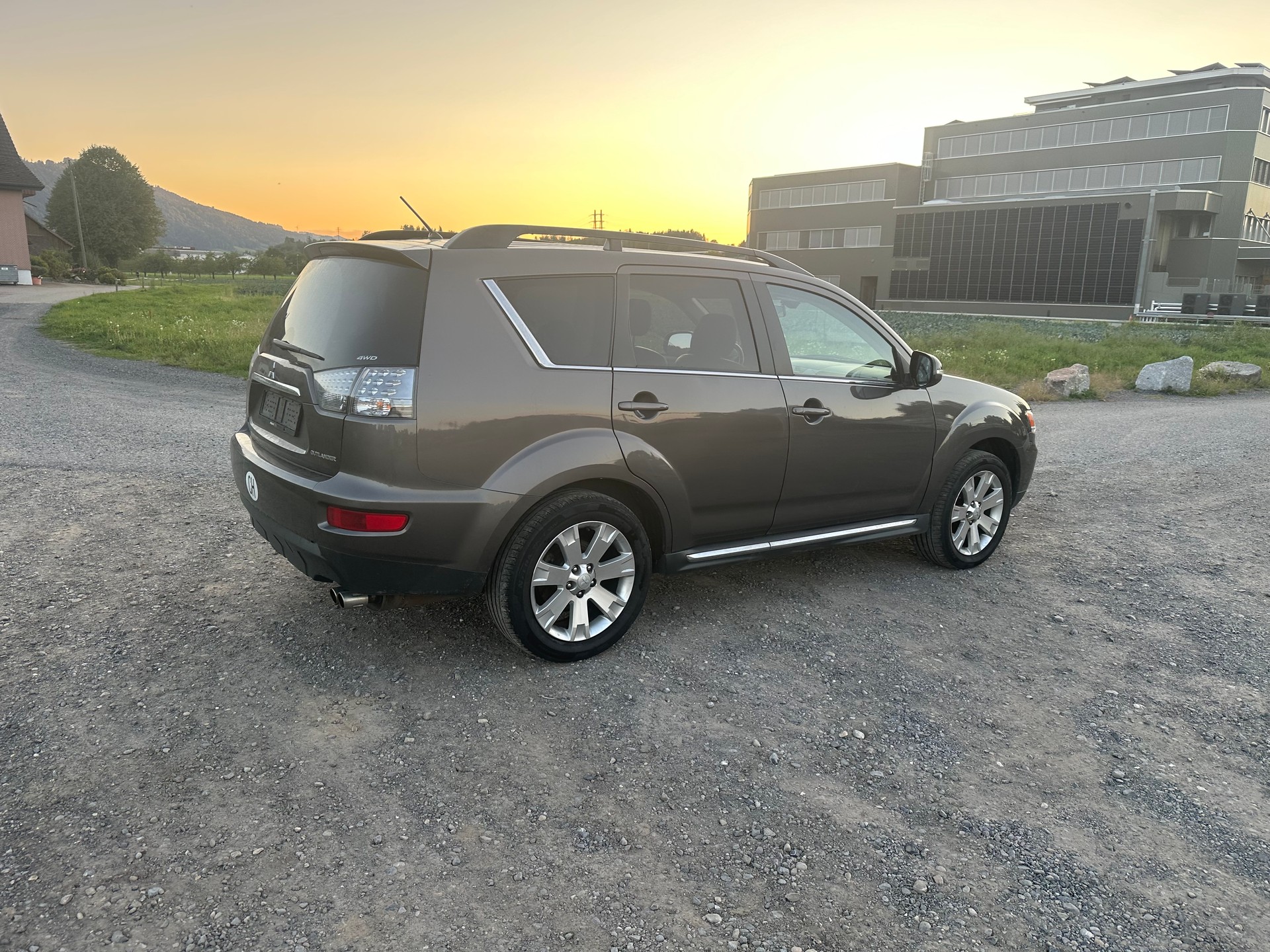 MITSUBISHI Outlander 2.2 DID Invite 4WD-image-5