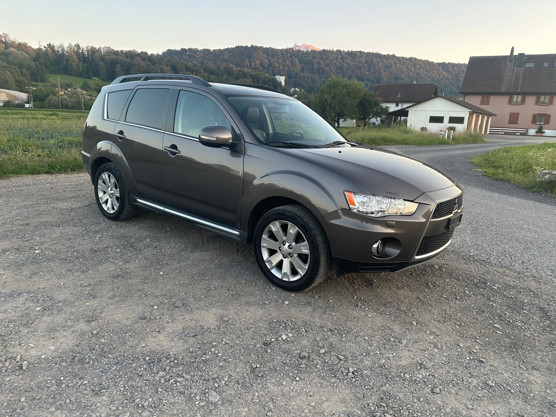 MITSUBISHI Outlander 2.2 DID Invite 4WD-image-15