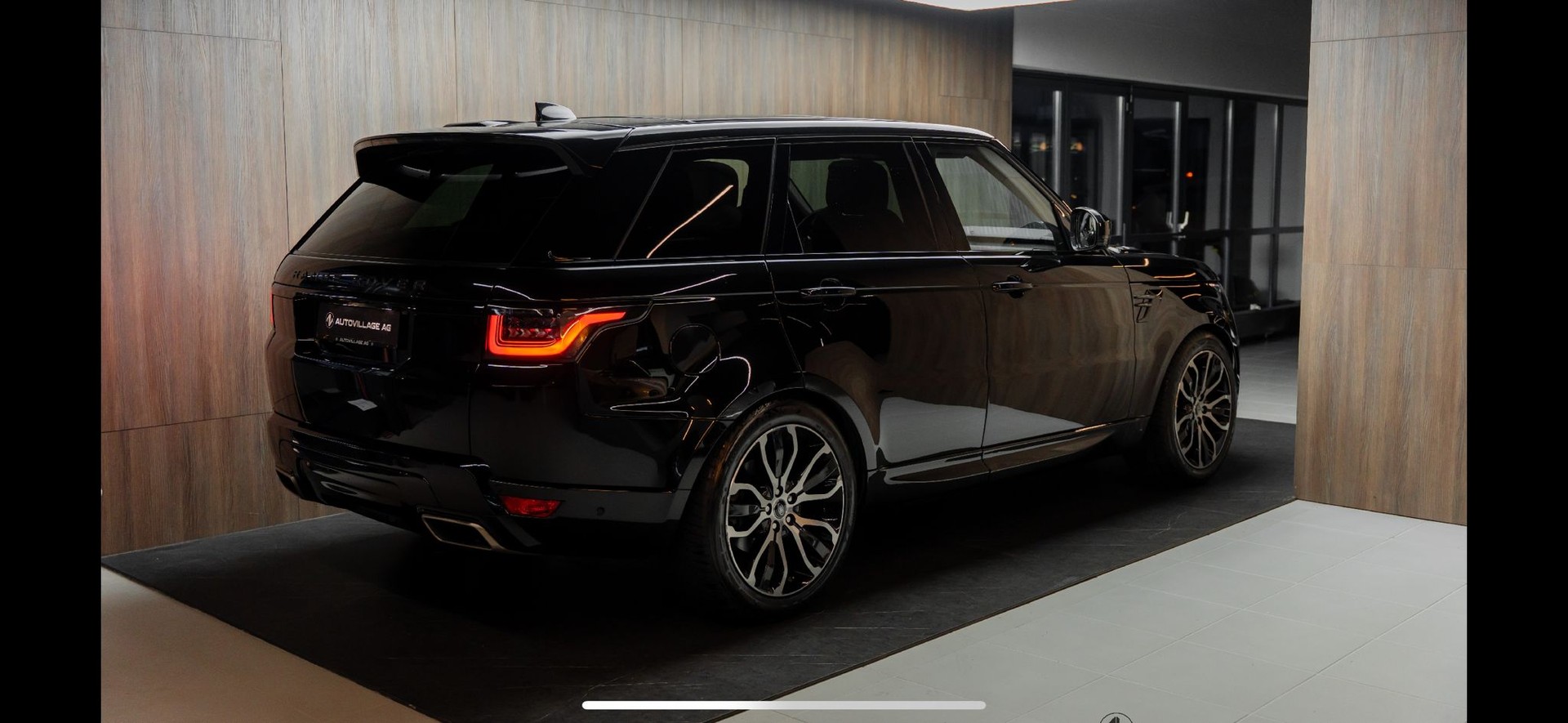 LAND ROVER RANGE ROVER SPORT-image-0
