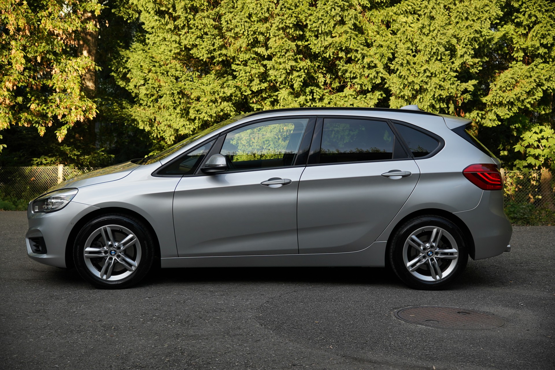 BMW 225i xDrive Active Tourer Steptronic-image-5