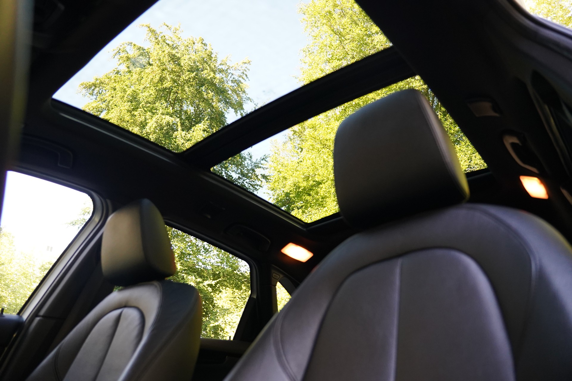 BMW 225i xDrive Active Tourer Steptronic-image-29